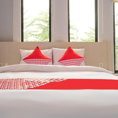 Super Oyo 3150 Theodore Homestay Μεντάν Εξωτερικό φωτογραφία