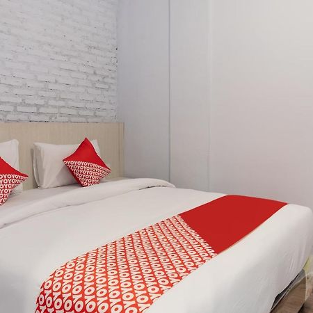 Super Oyo 3150 Theodore Homestay Μεντάν Εξωτερικό φωτογραφία