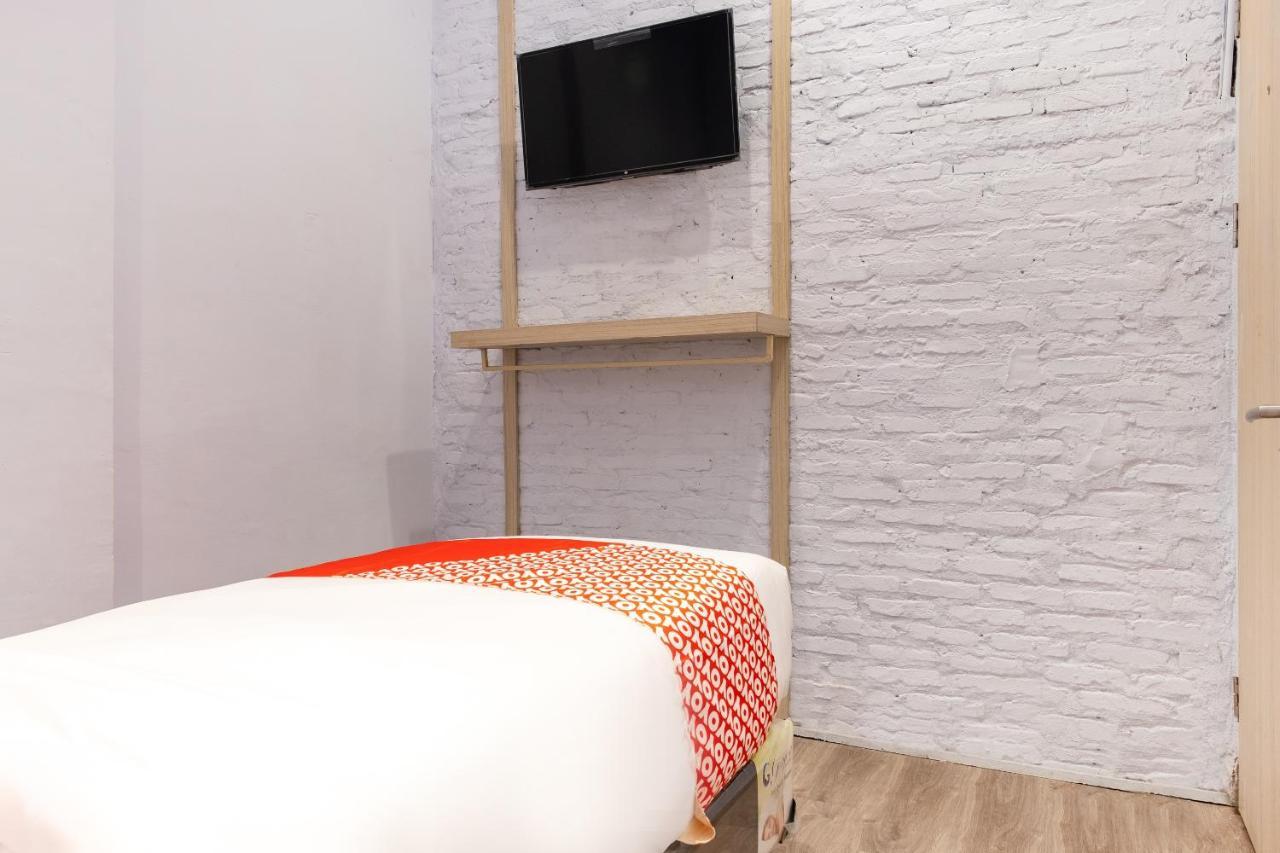 Super Oyo 3150 Theodore Homestay Μεντάν Εξωτερικό φωτογραφία