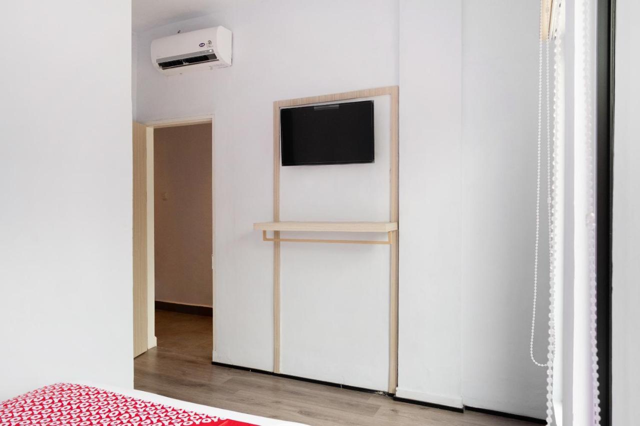 Super Oyo 3150 Theodore Homestay Μεντάν Εξωτερικό φωτογραφία